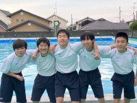 集合写真_肩組み